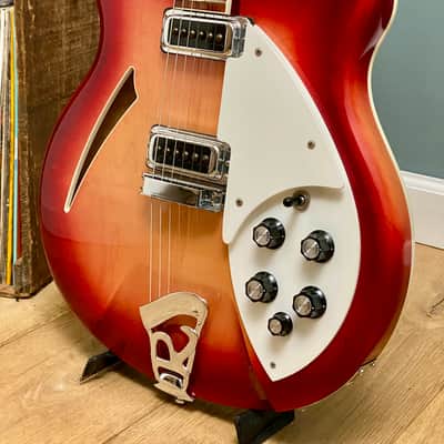 Rickenbacker 360 Fireglo 1999 image 4