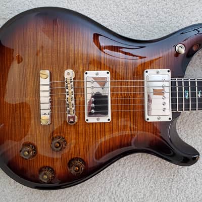 PRS 594 Artist image 3