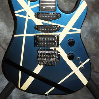 Hamer Chapparal 1980s EVH white and black stripe image 3