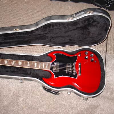 Epiphone SG Standard Heritage Cherry with Case ! image 1