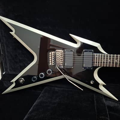 2007 Dean Dimebag Darrell Signature Razorback Black Silver w/OHSC image 2