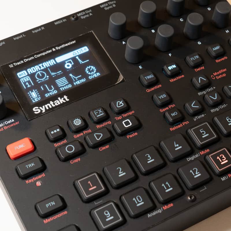 Elektron Syntakt 12 Track Drum Computer & Synthesizer 2022- Present - Black image 1
