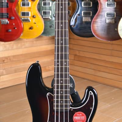 Squier (by Fender) Classic Vibe '60s Precision Bass Laurel Fingerboard 3 Tone Sunburst image 7