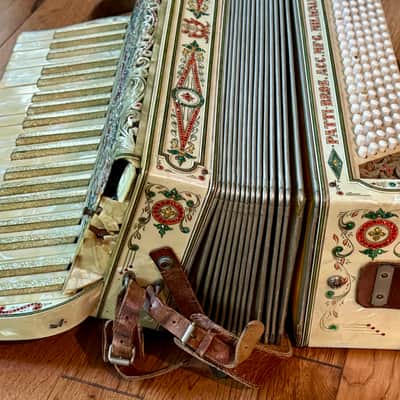 Patti Bros Milwaukee Wisc. Accordion Vintage Sold AS IS Project image 12