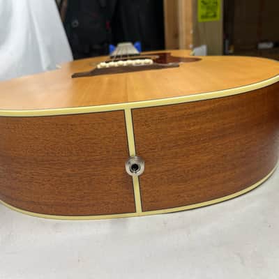 Guild Jumbo Junior E SP/MH Acoustic Electric Guitar image 18