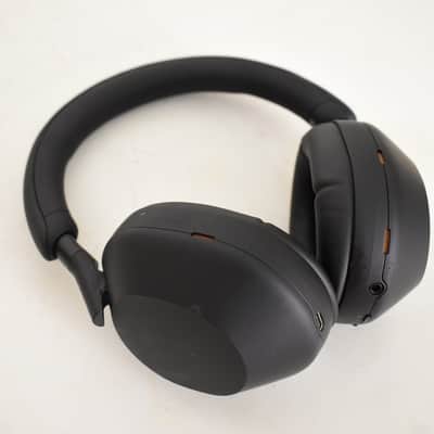 Sony WH-1000XM5 Wireless Noise-Canceling Over-the-Ear Headphones - Black image 5