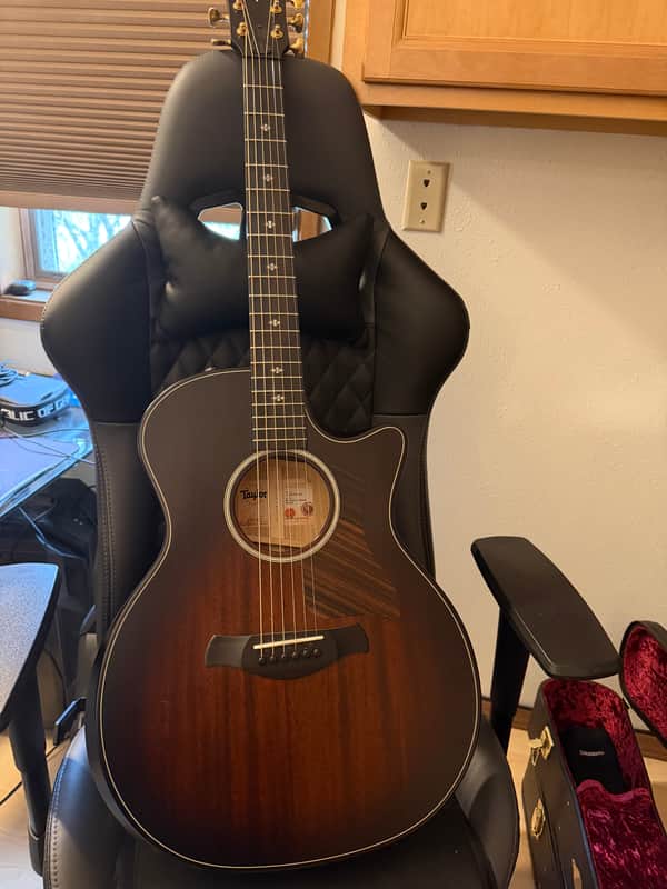 Taylor Builder's Edition 324ce 2020 - Present - Tobacco Kona Burst image 1