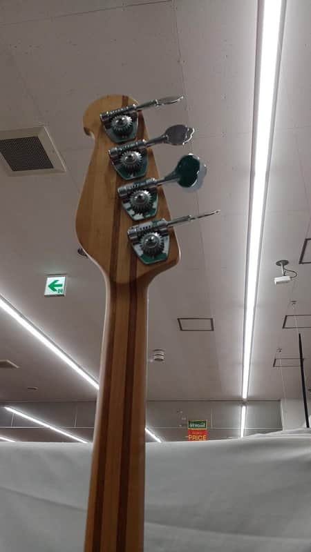 Yamaha BB1024 Electric Bass Guitar | Reverb