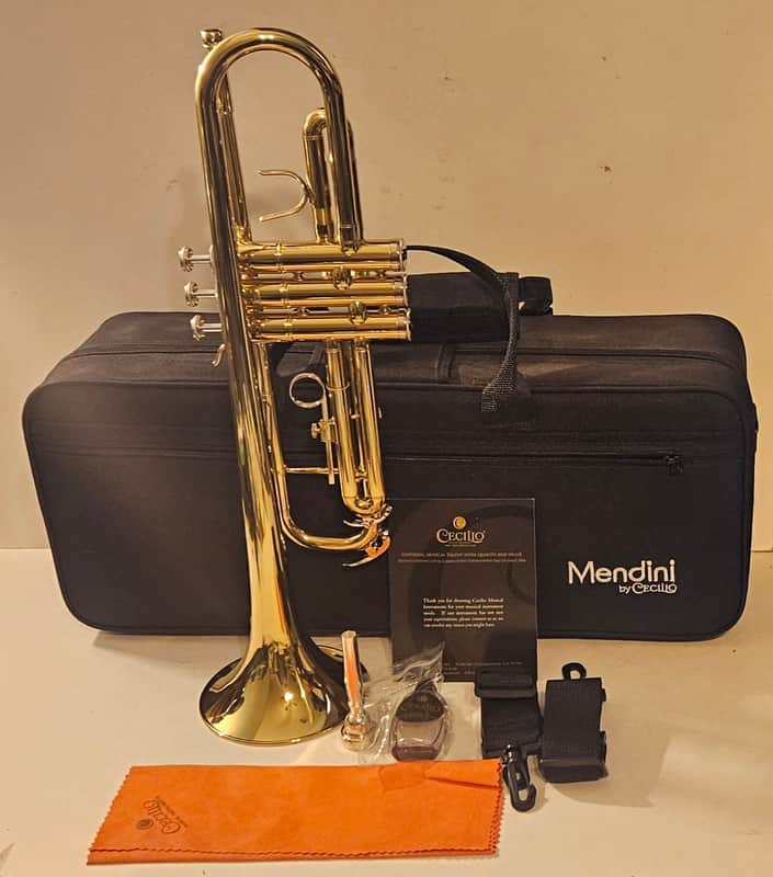 Mendini By Cecilio Bb Trumpet - Brass, Gold Trumpets w/Instrument Case, Cloth, Oil image 1