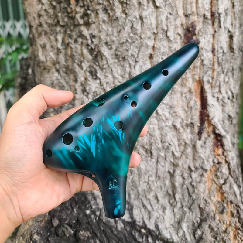 Alto C Ocarina โ 12 Holes for Clear, Deep Sound | Beginner-Friendly | Handcrafted in 2 Colors image 1