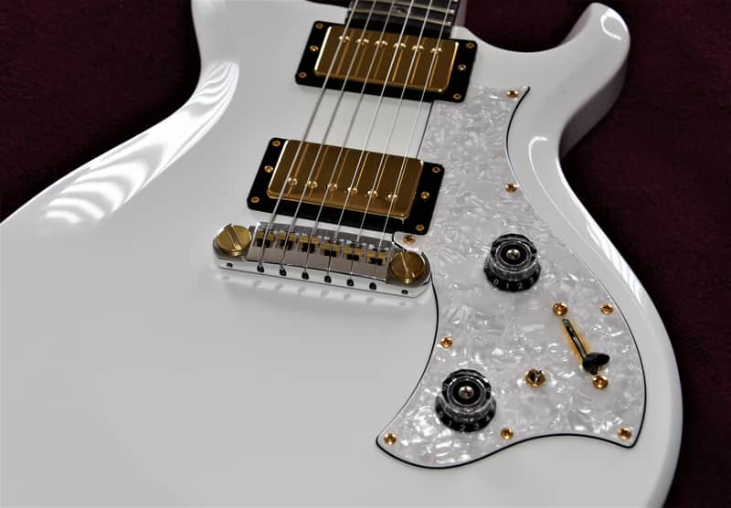 PRS S2 Mira - Antique White | Sweetwater PRS Mira Jet White