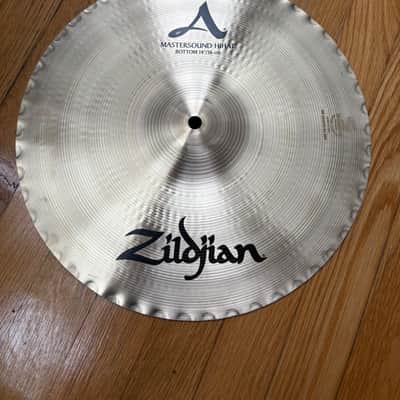 (Video Zildjian 14" A Series Mastersound Hi-Hat Cymbals (Pair) 1022g & 1381g image 2