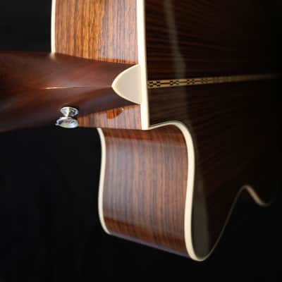 Martin OMC-28E 2016 image 15