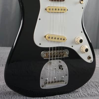 Guyatone LG-23 【1970年代製】　ビザール 1970's Guyatone LG-23 – Tym Guitars Online