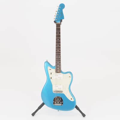 Fender 2021 MIJ Traditional 60s Jazzmaster - Lake Placid Blue with Roasted Maple Neck with Case image 5
