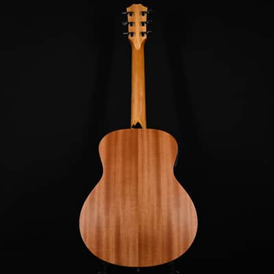 Taylor GS Mini-e Special Edition Honeyburst w/ Sitka Spruce Top & Sapele Back and Sides Acoustic/ Electric- Honey Sunburst 2026 (2202106287) image 4