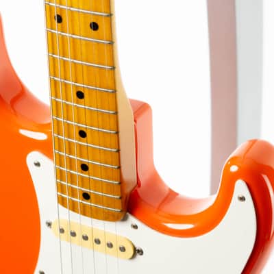Squier Hank Marvin Stratocaster 1991 Fiesta Red image 8