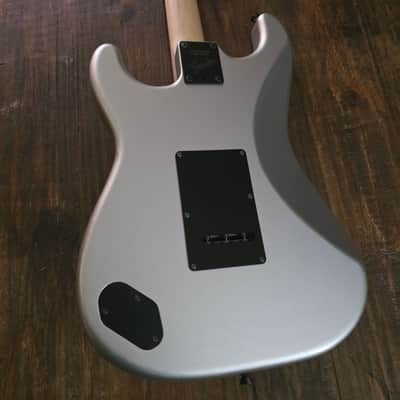 Fender MIJ Boxer Stratocaster HH 2020 - 2022 - Inca Silver image 12