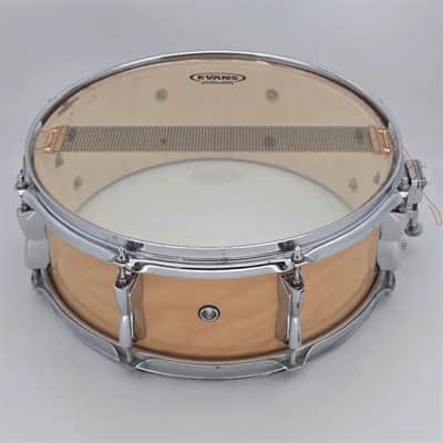 Immagine Used Yamaha Wood Shell Snare Drum 14x5.5 Gloss Natural - Fair - 4
