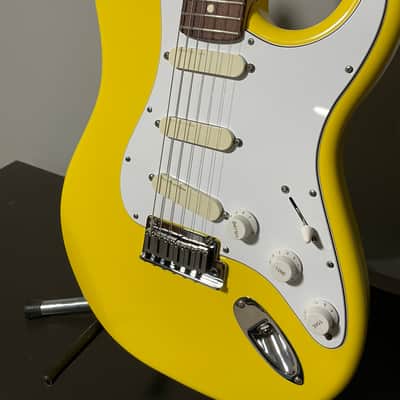 Stratocaster - Graffiti Yellow - Fender Jeff Beck Neck - Warmoth Body image 2