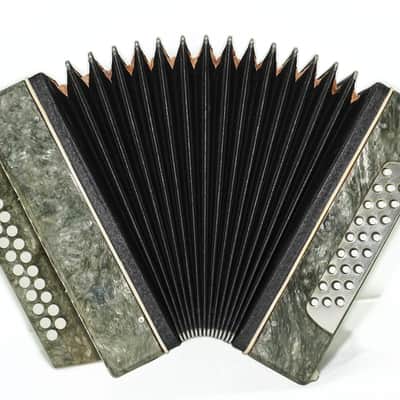 Folk Bayan Garmon Ukraine Marichka, Vintage Button Accordion Harmonica, 23x25 Squeezebox, Old Garmoshka in Tune, 2731 image 3