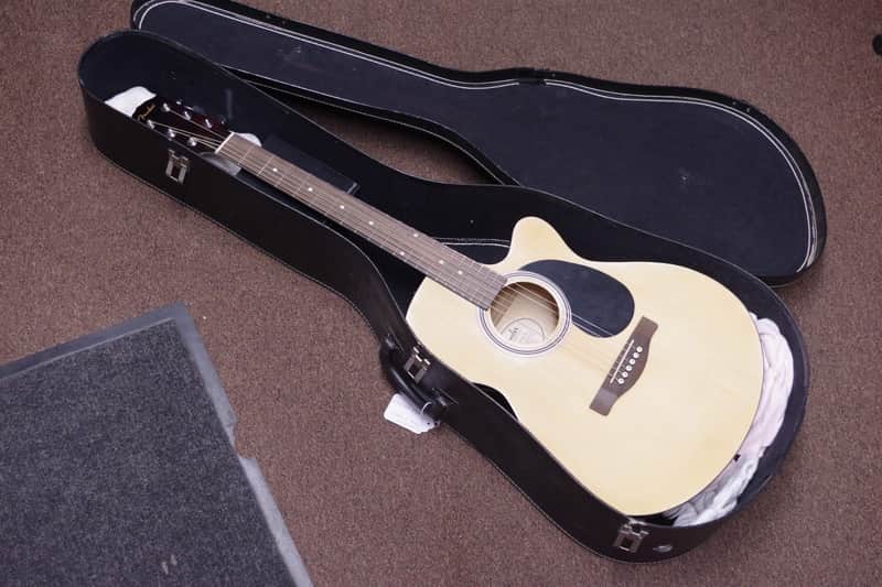 Fender FA-135CE acoustic electric Guitar - used - w/ case image 1