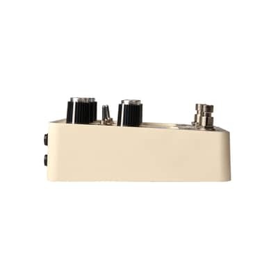 Universal Audio Astra Modulation Machine Pedal image 2