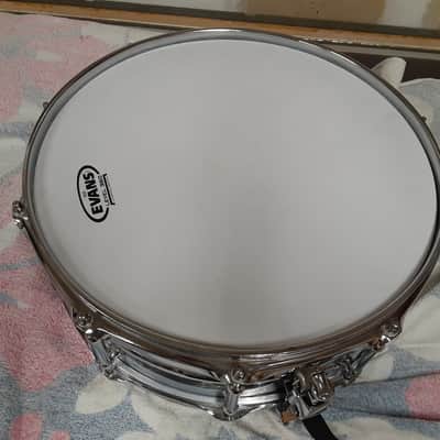 Pearl Pearl Custom Alloy Sensitone 10 Lug chrome steel snare image 3