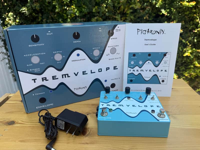 *MINT* Pigtronix Tremvelope 2010s - Original Box, Power Supply & Manual image 1