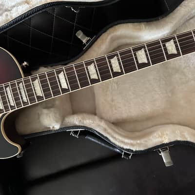 2020 Gibson Les Paul Standard '60s and Case image 2