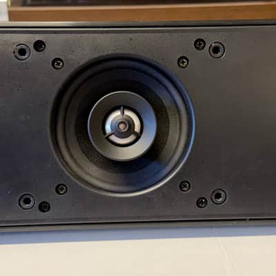 Immagine Definitive Technology Mythos SSA-50 Solo Surround Array 5-Channel Speaker w/ Bracket; Tested - 5