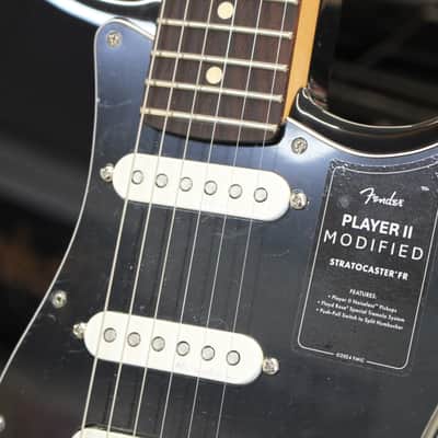 Fender Player II Modified Stratocaster HSS Floyd Rose Rosewood Fretboard Electric Guitar Dusk 8lbs image 6