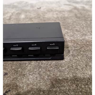 1x5 Stereo Audio Switch - Black - Good image 5