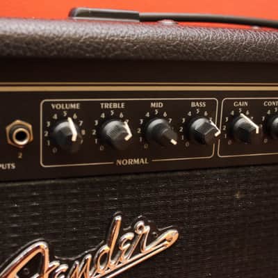 Fender Champ 25 90s image 2