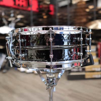 Ludwig 5x14" Hammered Black Beauty Snare Drum with Tube Lugs LB416KT image 7