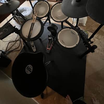 Roland TD-17KVX V-Drum Kit with Mesh Pads image 3