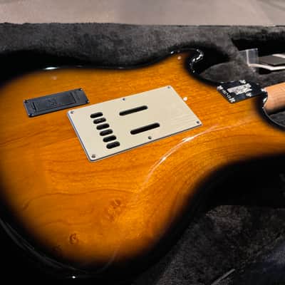 Ernie Ball Music Man Cutlass RS SSS 2022 - Vintage Tobacco image 11