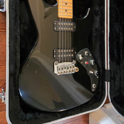 G&L F-100 1982 - Black image 11