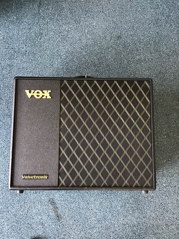 VOX VT100X LATE 2000’s - BLACK image 1