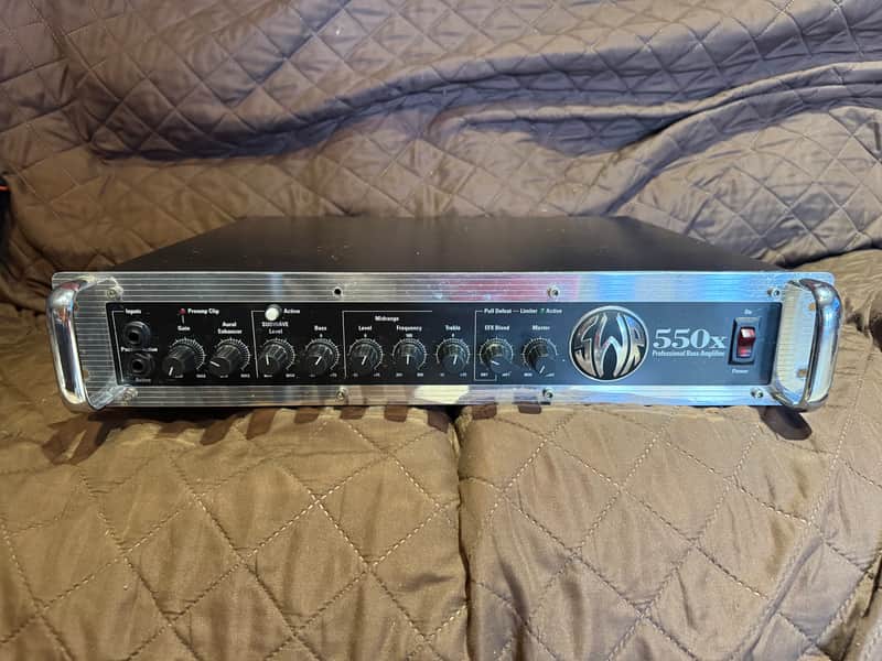 SWR 550X Bass Amp Head image 1