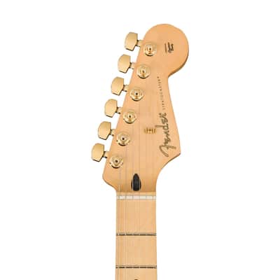 Fender Limited Edition Player Stratocaster Electric Guitar w/Gold Hardware, Maple FB, Black image 6