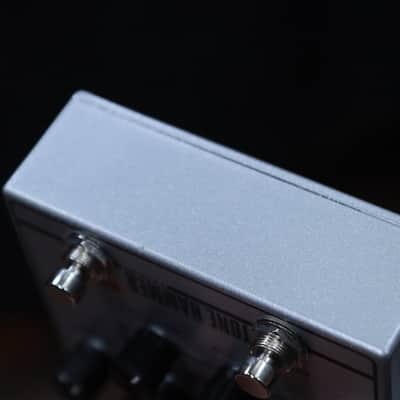 Aguilar Tone Hammer Preamp V2 Bass Preamp/DI Drive Circuit Effect Pedal w/Box image 14