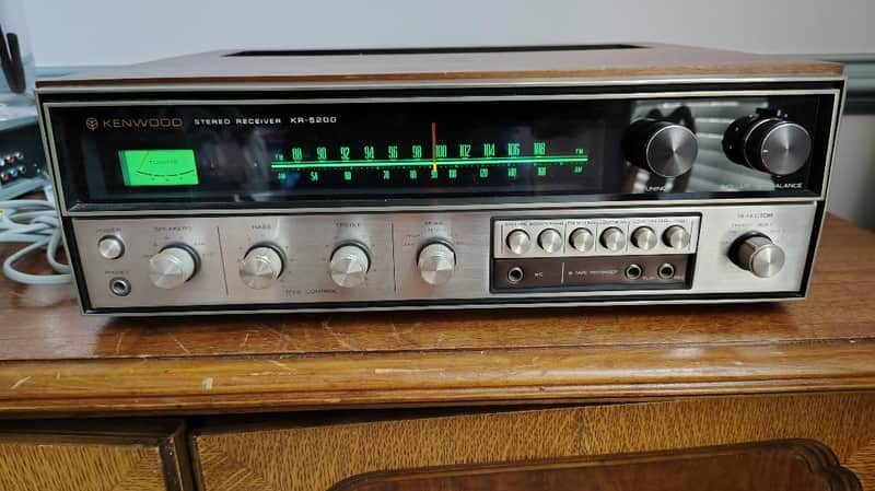 Kenwood KR5200 receiver in excellent condition, serviced - 1970's image 1