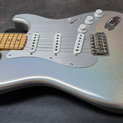 Fender H.E.R. Stratocaster BRAND NEW Limited Edition Artist Signature Custom Chrome Glow Anodized Aluminum 60s Vintage Spec Noiseless Pickups HER Strat Color Change Flip Flop Paint Guitar image 6