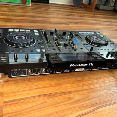 Pioneer XDJ-RX Digital DJ System 2010s - Black image 2