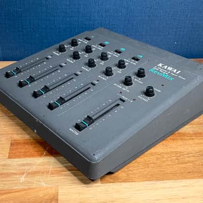 Kawai RevMix 4 Channel 8 Input Analog Mixer On-Board Reverb Effects image 3