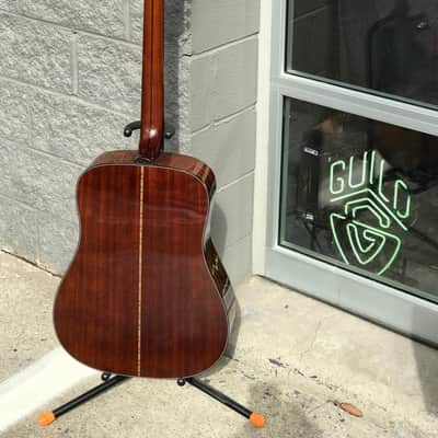 Guild D40T (Traditional) Deluxe GSR Sweetwater image 3