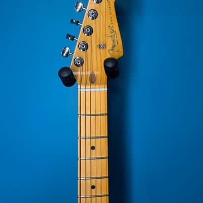 Fender American Professional Classic Stratocaster 2025 - Present - Faded Firemist Gold image 2