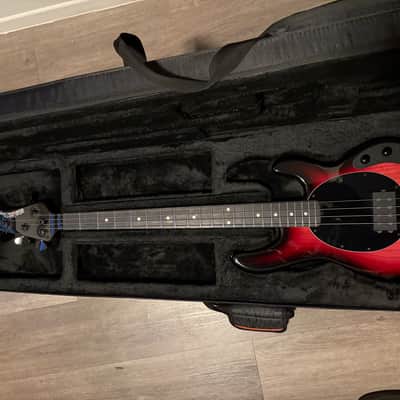 Music Man Stingray Special