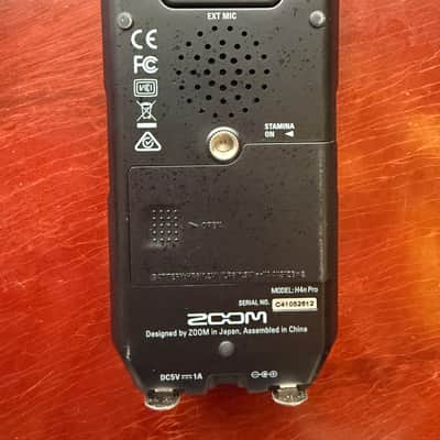 Zoom H4n PRO Handy Digital Multitrack Recorder 2010s - All Black image 2